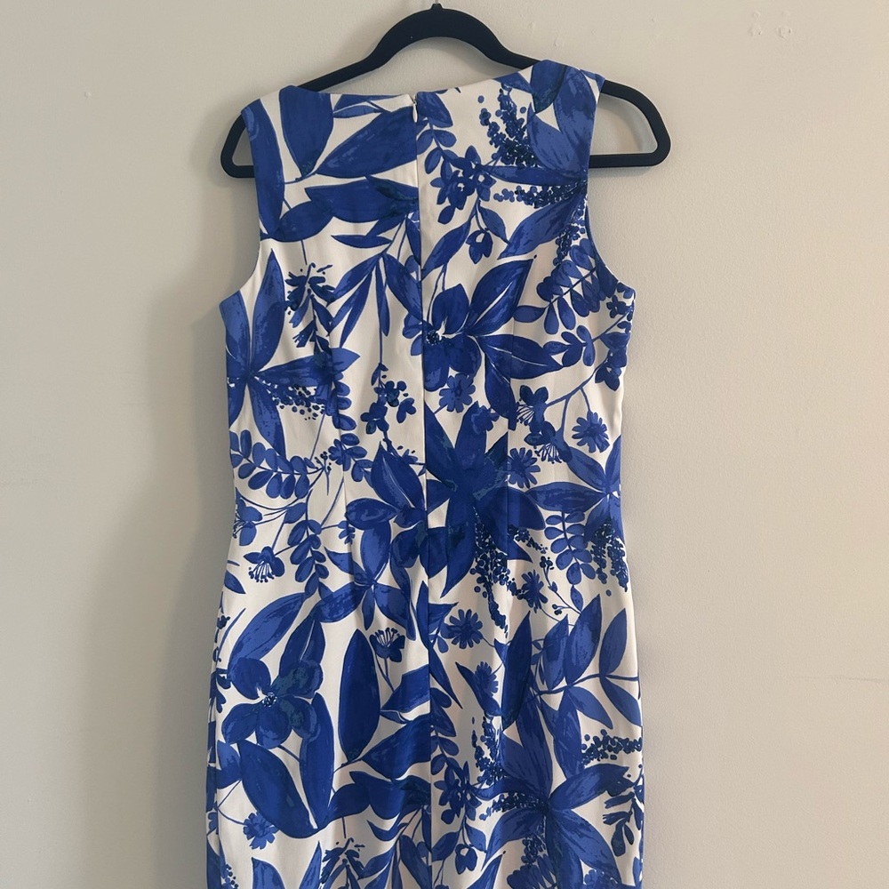 Alyx Blue and White Floral Midi Dress - Picture 3 of 13